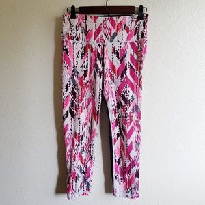 Knockout leggings capri